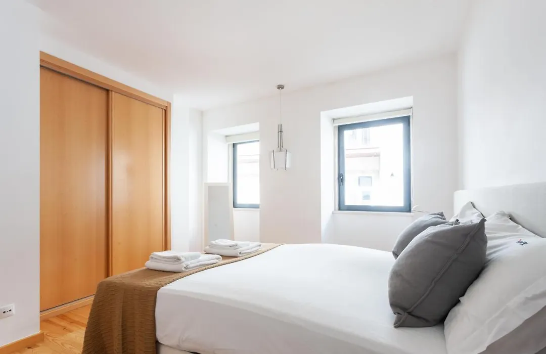Flh Liberdade Contemporary Flat-1